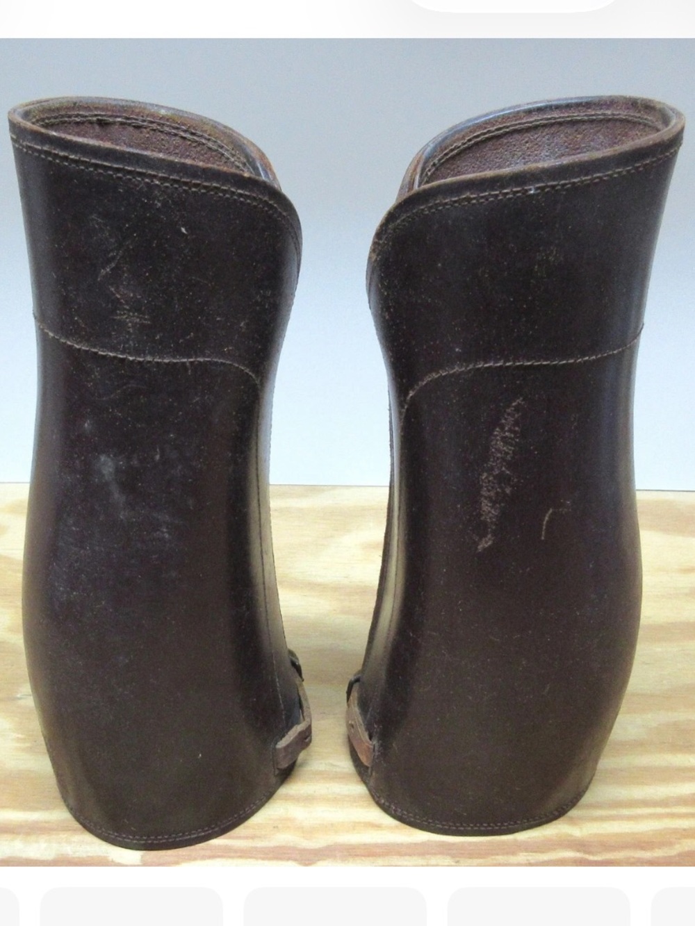 Antique Dark Brown Leather Gaiters